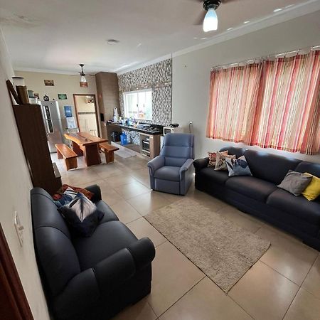 הוילה Olímpia Casa Temporada Vitor Gil מראה חיצוני תמונה